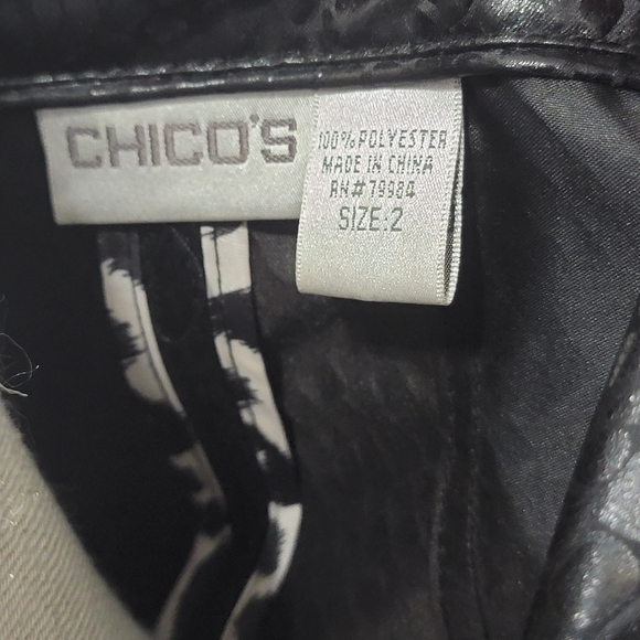 Chicos Womens Black Faux Snakeskin Zip Up & Snap w/ Belt Size 2 (Large) #521 - Picture 10 of 12